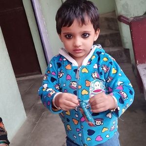 Meet your Posher, Husna